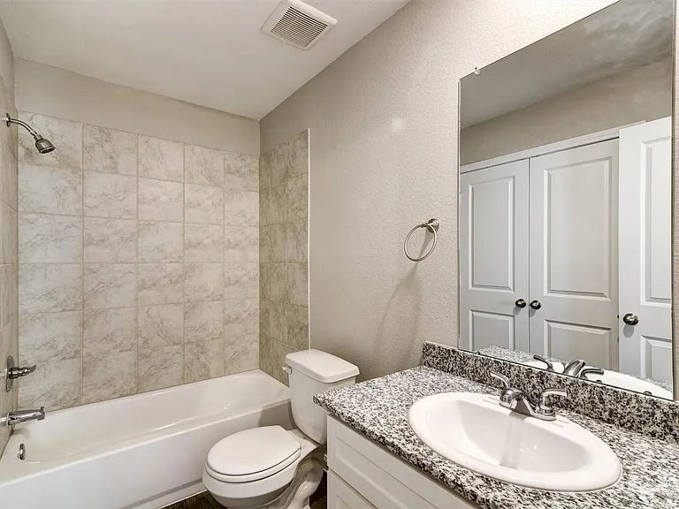 16428 Jasmine Marie Pl — Photo 19