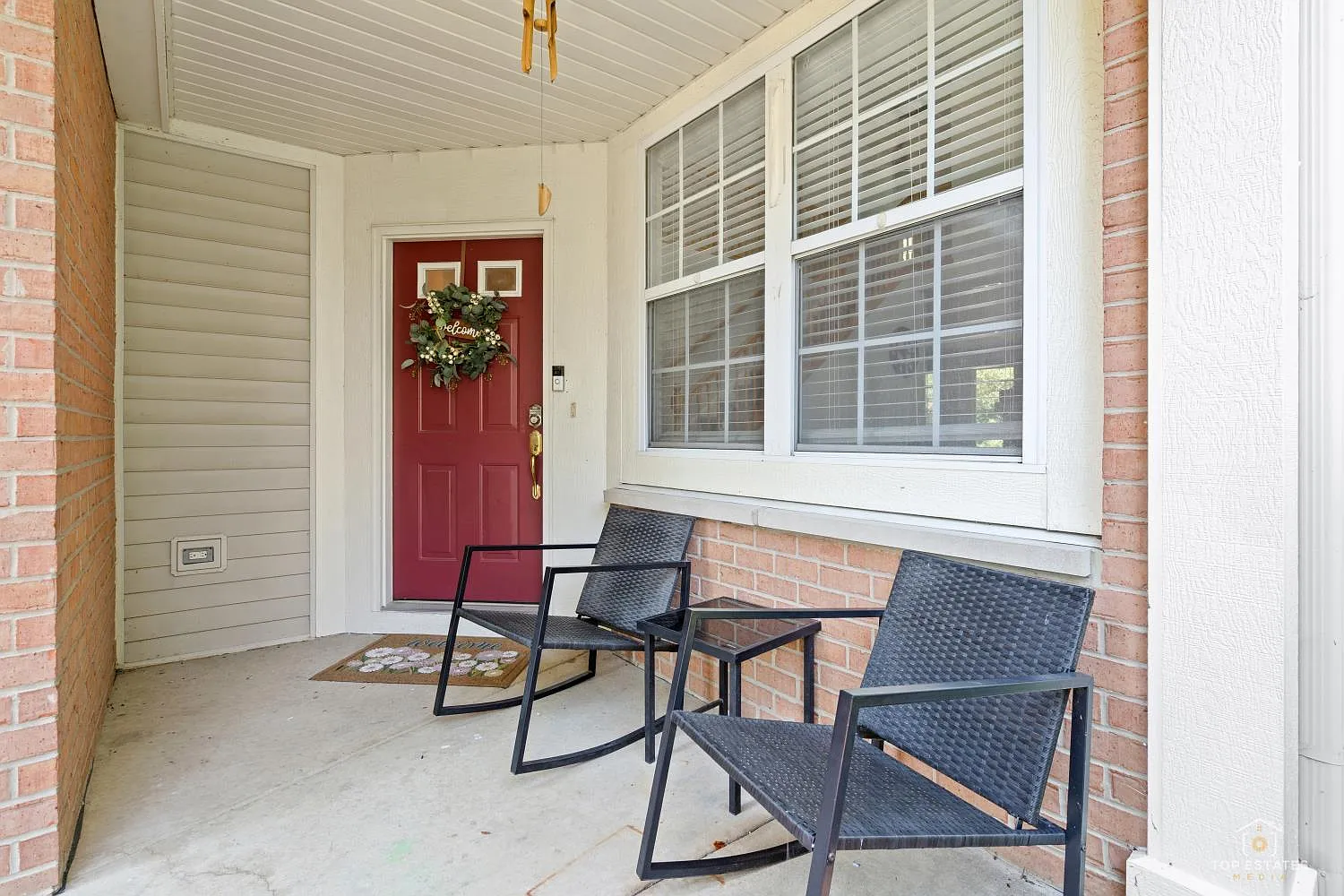 3 bed, 2.5 bath, 2108 sqft, $3,400 — Photo 3
