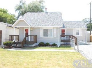 26309 Chippendale St, Roseville, MI 48066