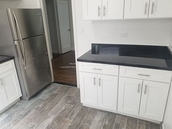 4th image of 10905 72nd Ave APT 4J