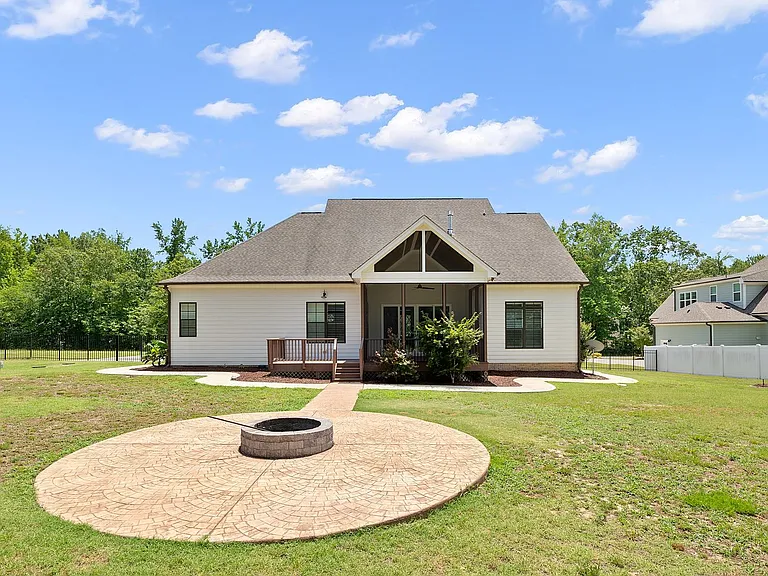 5601 Old Pearce Rd — Photo 6
