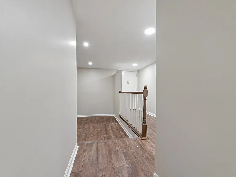 7 Silverwood Cir #3 — Photo 6