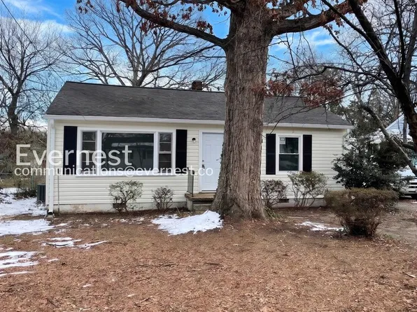 111 Early St, Fredericksburg, VA 22408