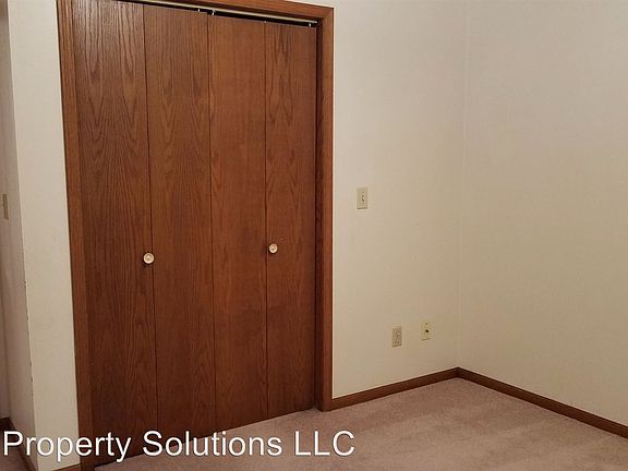 5th image of 417 E Jefferson St APT A