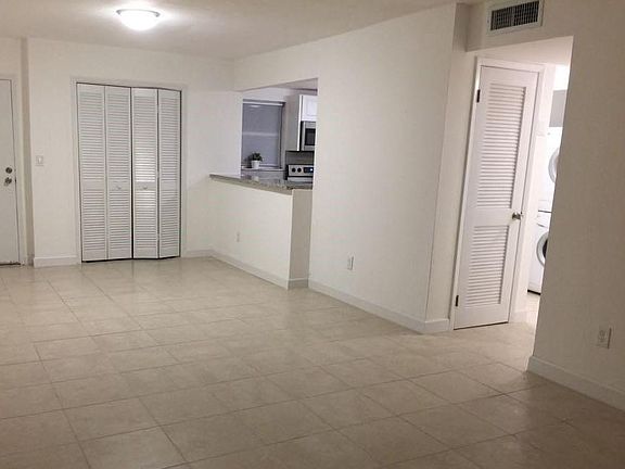 2nd image of 9280 Fontainebleau Blvd