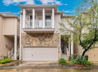 823 Garden Trace Ln, Houston, TX 77018