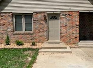 418 Hutton Ln, Jefferson City, MO 65101