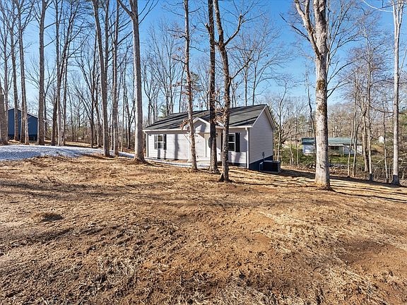 4th image of 18 Central St Lot 18