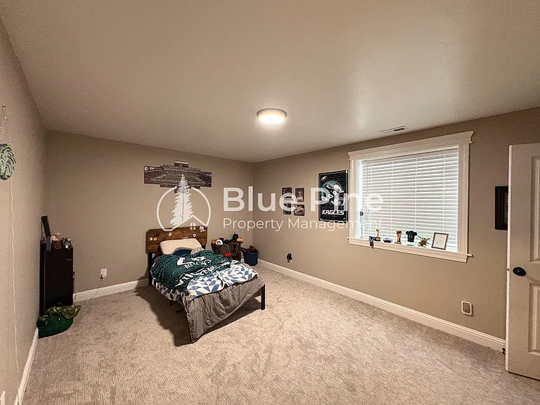 1890 Mesa Canyon Dr — Photo 23