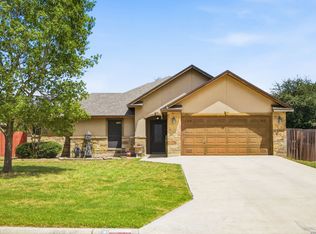 314 Yorktown, Pleasanton, TX 78064