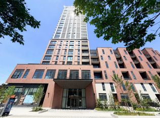 10 Oak St #425, Toronto, ON M5A 0Z1