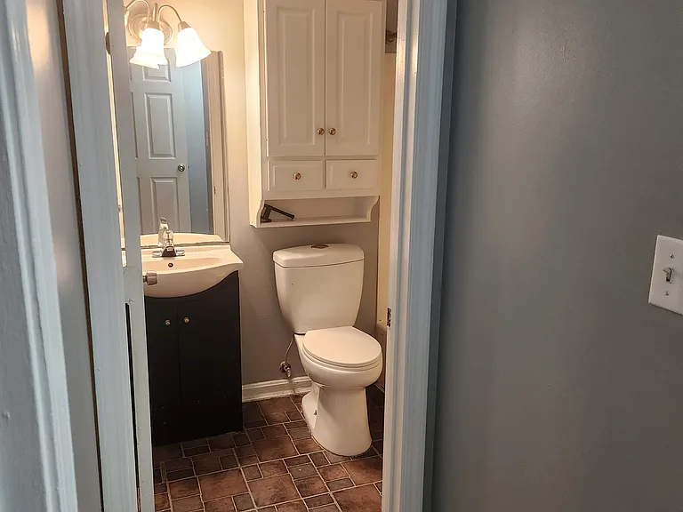 6522 Six Mile Ln #7 — Photo 4