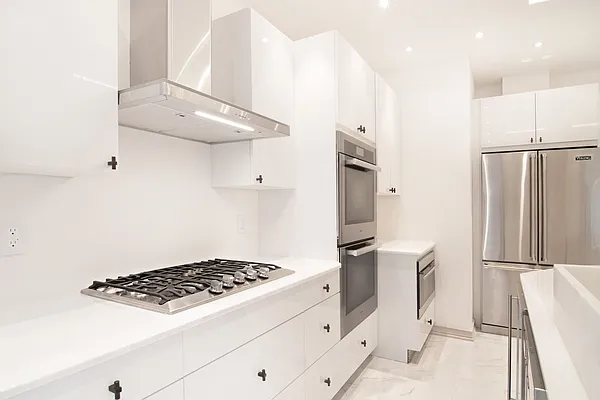 Rented by WAM Partners - William Moses Co. | media 42