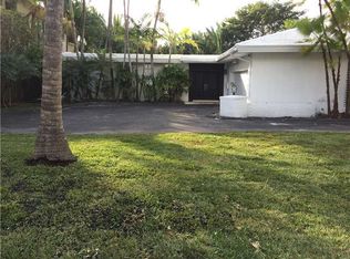 162 Park Dr, Bal Harbour, FL 33154