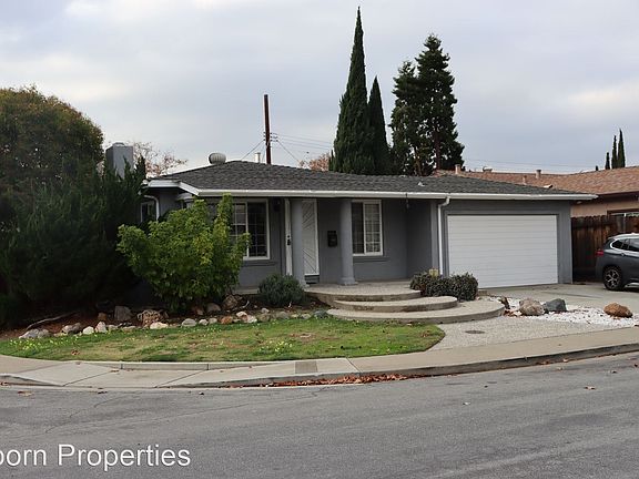 2nd image of 909 Linda Vista St