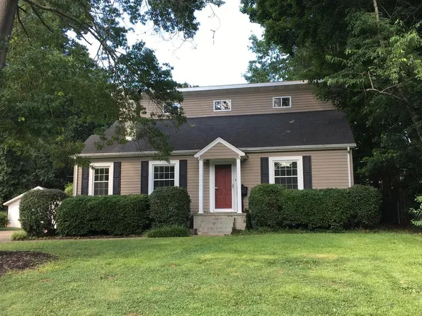 432 7th Avenue Pl NW, Hickory, NC 28601