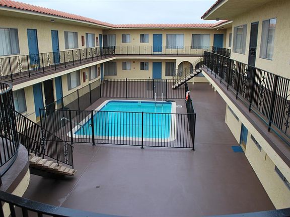2nd image of 4015 W 132nd St APT 112