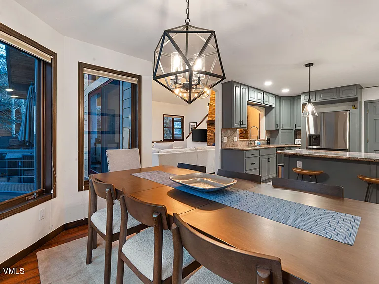 4501 Spruce Way #B — Photo 11