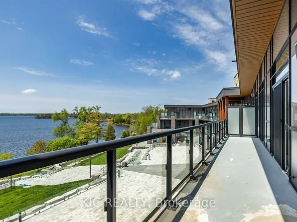 99 Louisa St #307, Kawartha Lakes, ON K0M 2B0
