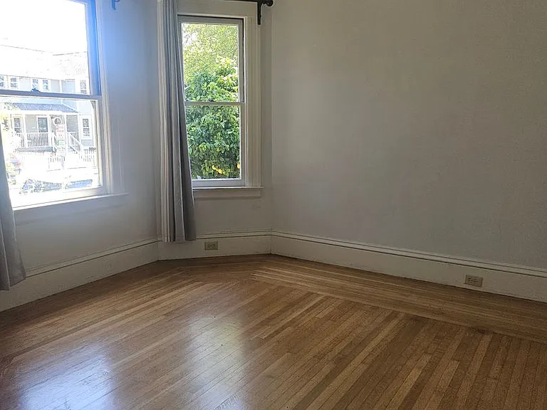 145 Myrtle St — Photo 5