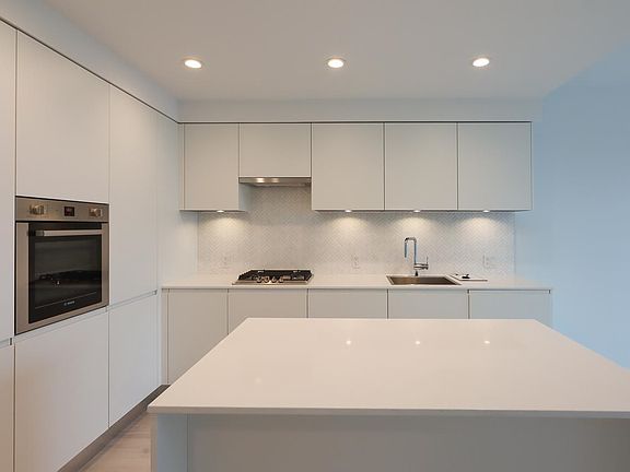 4th image of 3809 Evergreen Pl #3608