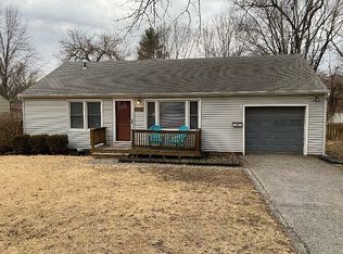 7712 W 65th Ter, Overland Park, KS 66202