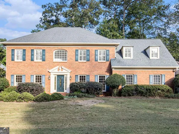 5863 Revington Dr, Peachtree Corners, GA 30092