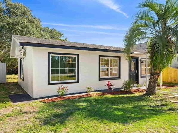 610 Lake Powell Dr, Panama City Beach, FL 32413