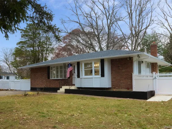 741 Ocean Avenue, Bohemia, NY 11716