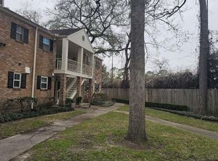 881 Wax Myrtle Ln, Houston, TX 77079