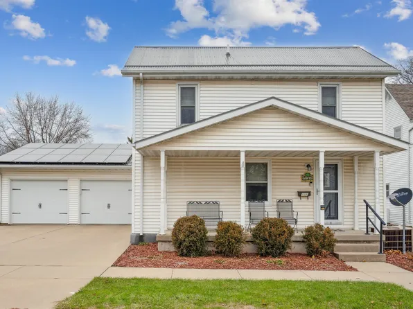 616 1st Ave W, Cascade, IA 52033