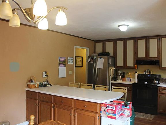 4th image of 3915 Randall Dr