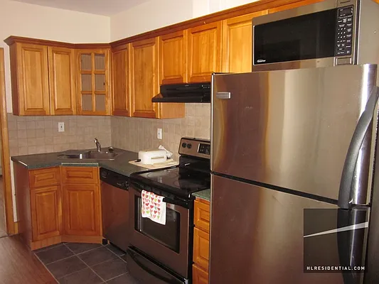 Rented by Highline Residential | media 9