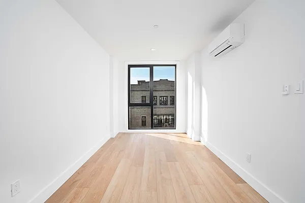 Rented by ABCO Commercial Properties, LLC | media 44