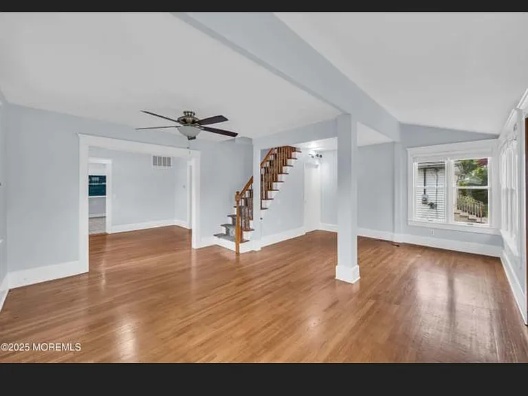 645 Campbell Ave — Photo 16