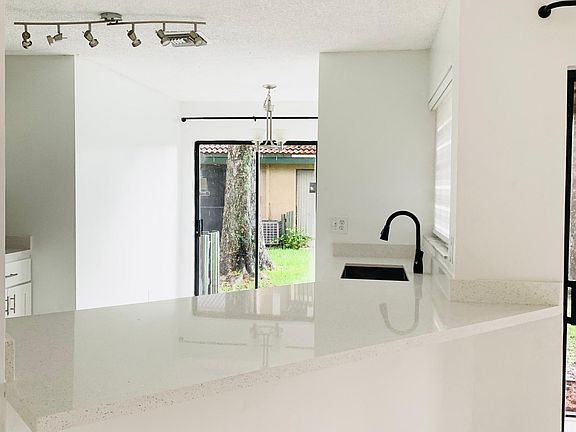 3rd image of 9123 W Sunrise Blvd