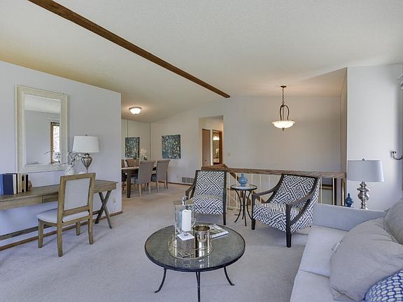4th image of 4243 Goldenrod Ln N