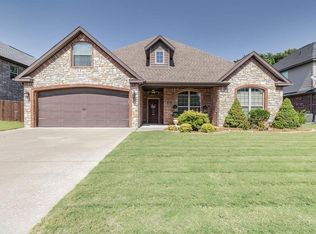 1900 SW Gosford Ave, Bentonville, AR 72713