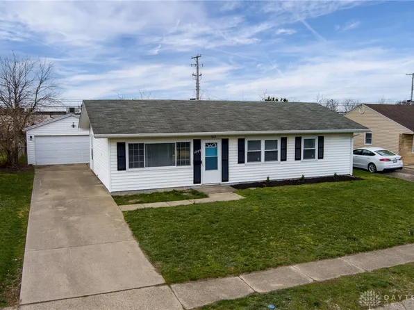 1209 Ironwood Dr, Fairborn, OH 45324