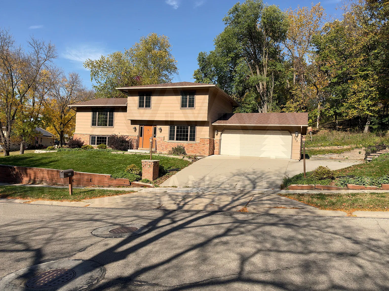 4 bed, 2952 sqft, $2,100 — Photo 2