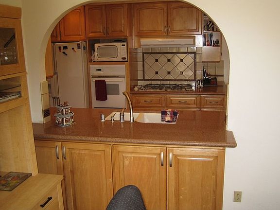 4th image of 15320 Mockingbird Hill Dr