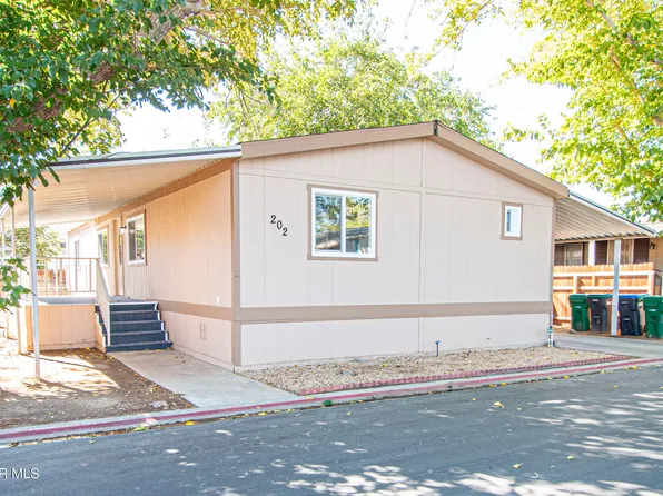 3524 E Avenue R Spc 202, Palmdale, CA 93550