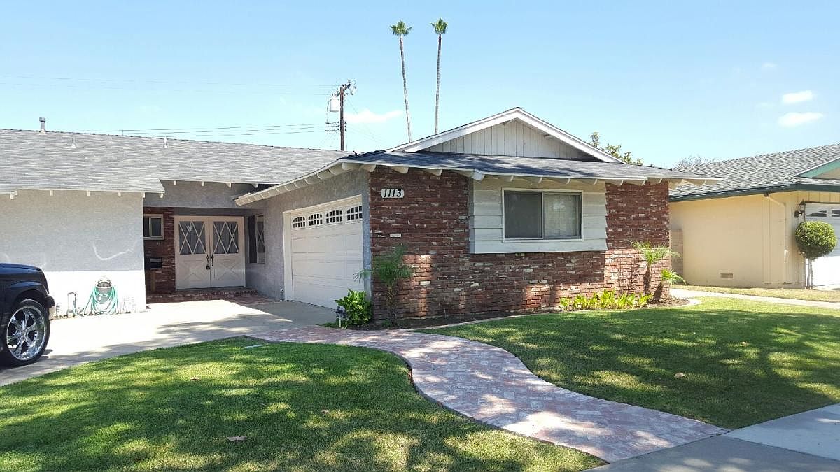 1113 Aspen St, Santa Ana, CA 92705 Zillow