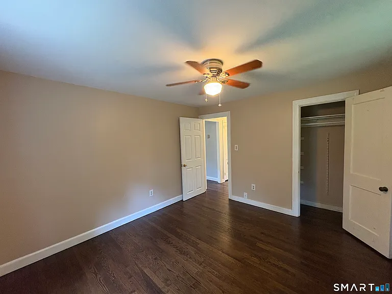 220 School St — Photo 11