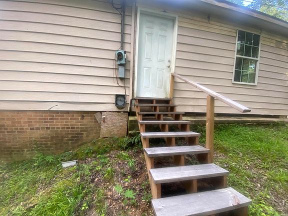 2nd image of 1514 W 5th St