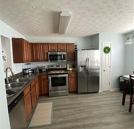 2nd image of 2734 Valley Green Dr