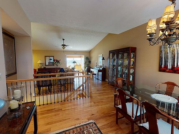 2nd image of 2228 Cambridge Dr