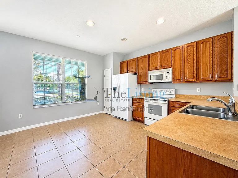 11525 Declaration Dr — Photo 6