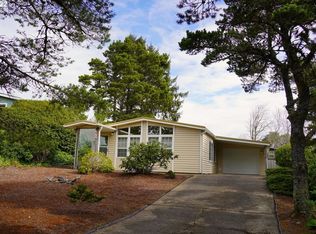 485 Myeena Loop, Florence, OR 97439