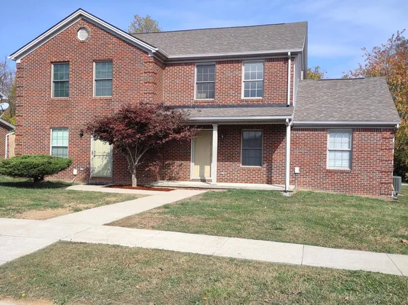 711 Candlewood Dr, Berea, KY 40403